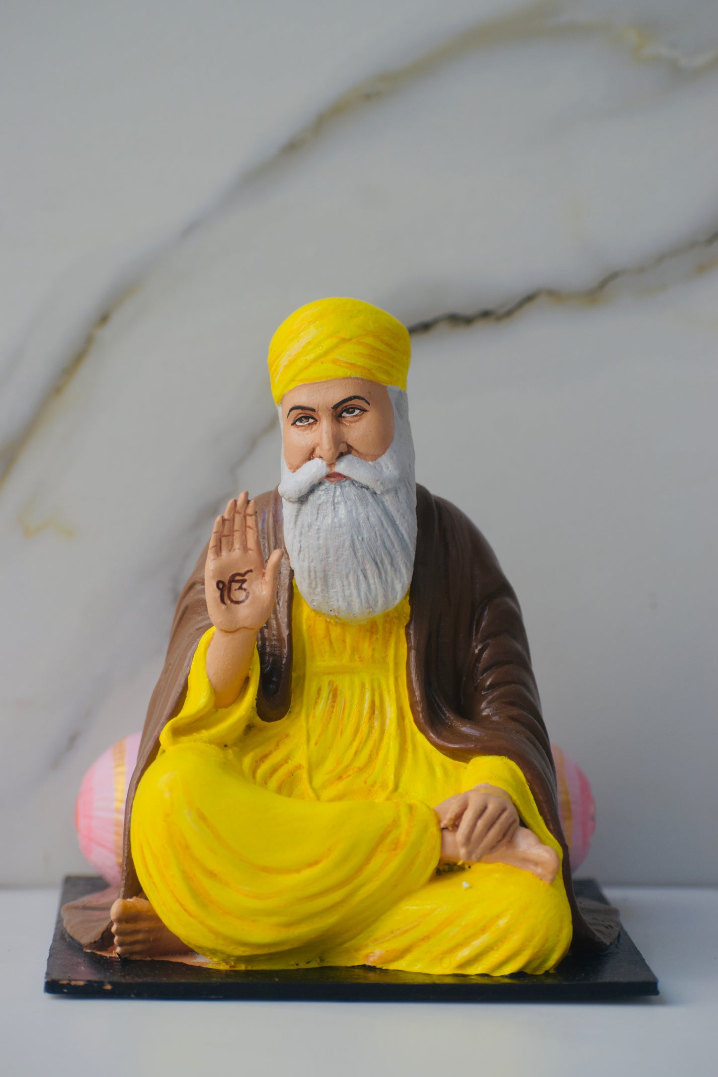 GURU NANAK JI STATUE