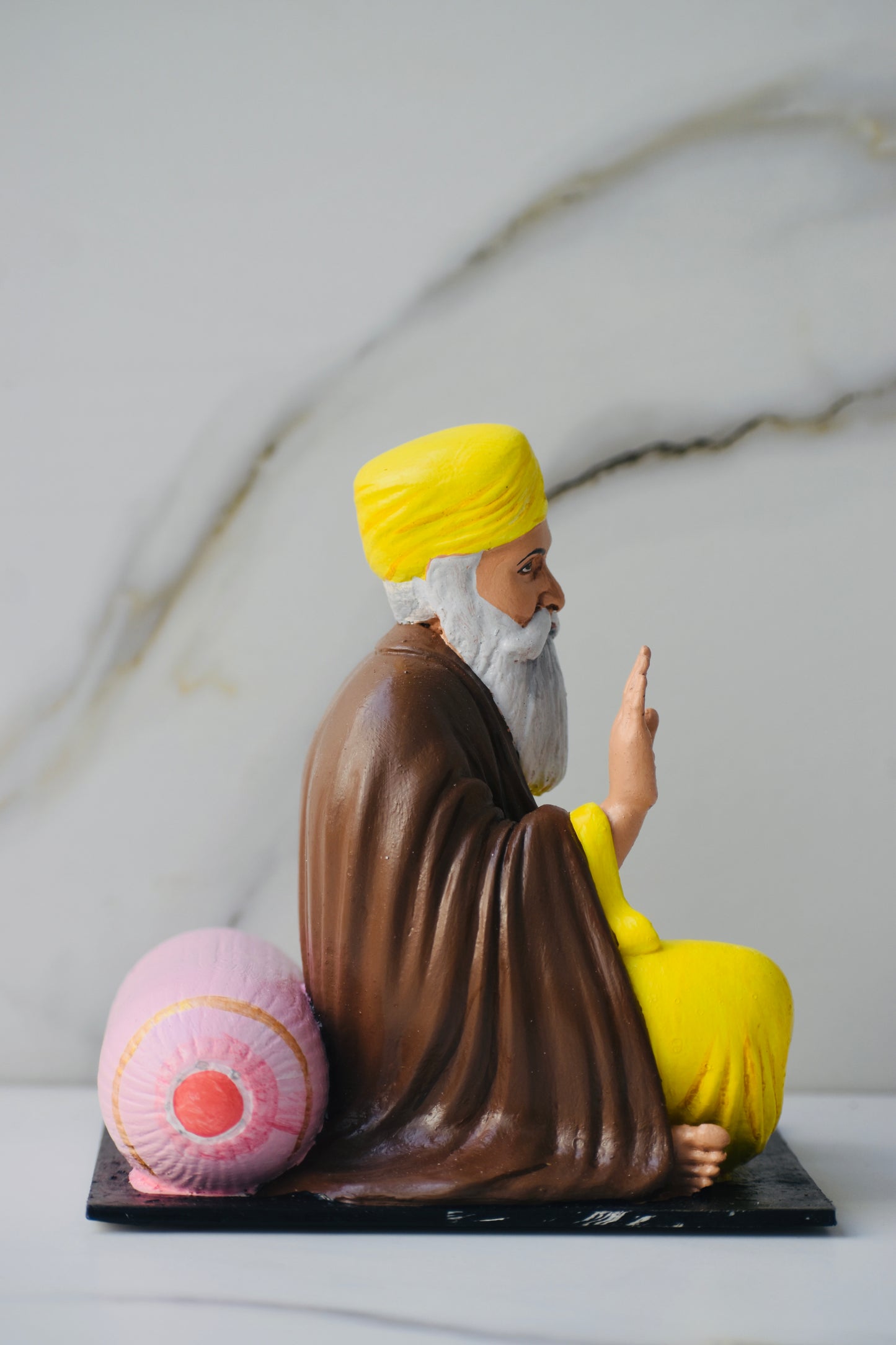 GURU NANAK JI STATUE